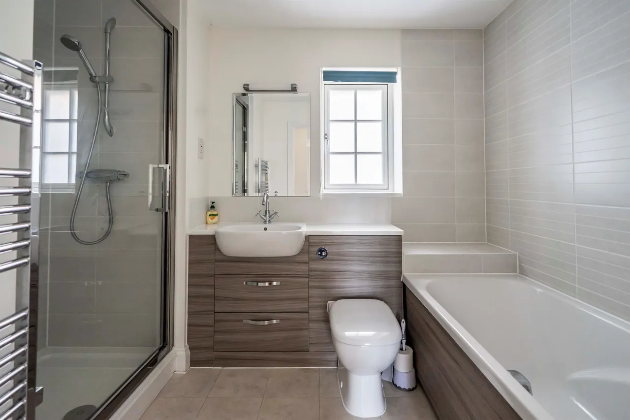 Crown Mews, Tring, HP23, photo 10