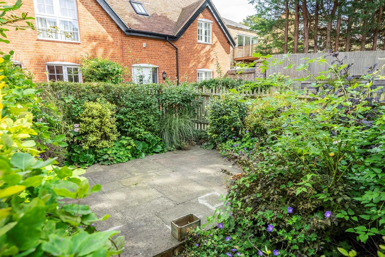 Crown Mews, Tring, HP23, photo 15