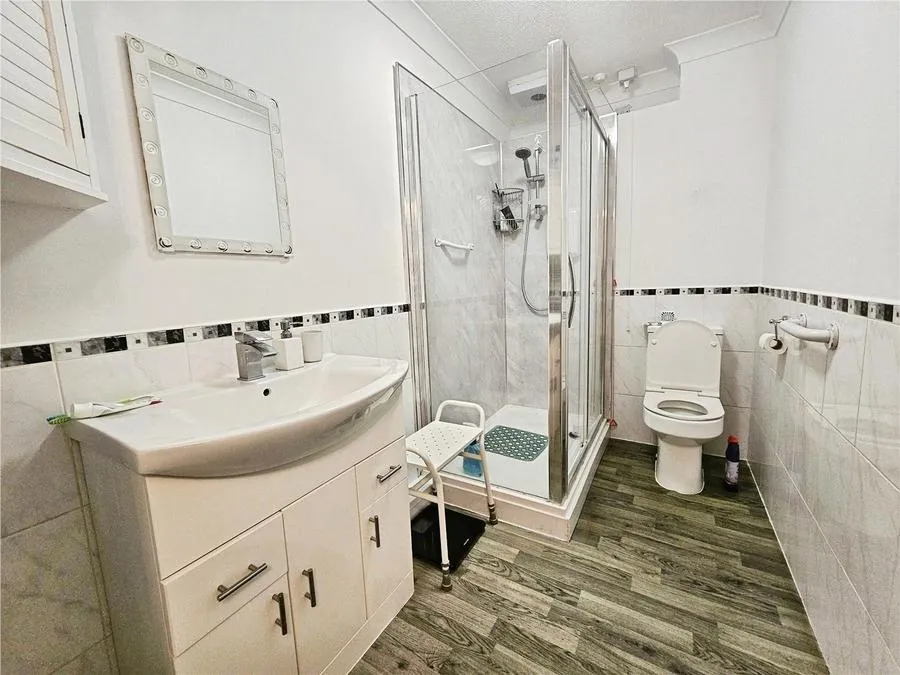 Castle Road, Clacton-on-Sea, CO15, photo 6