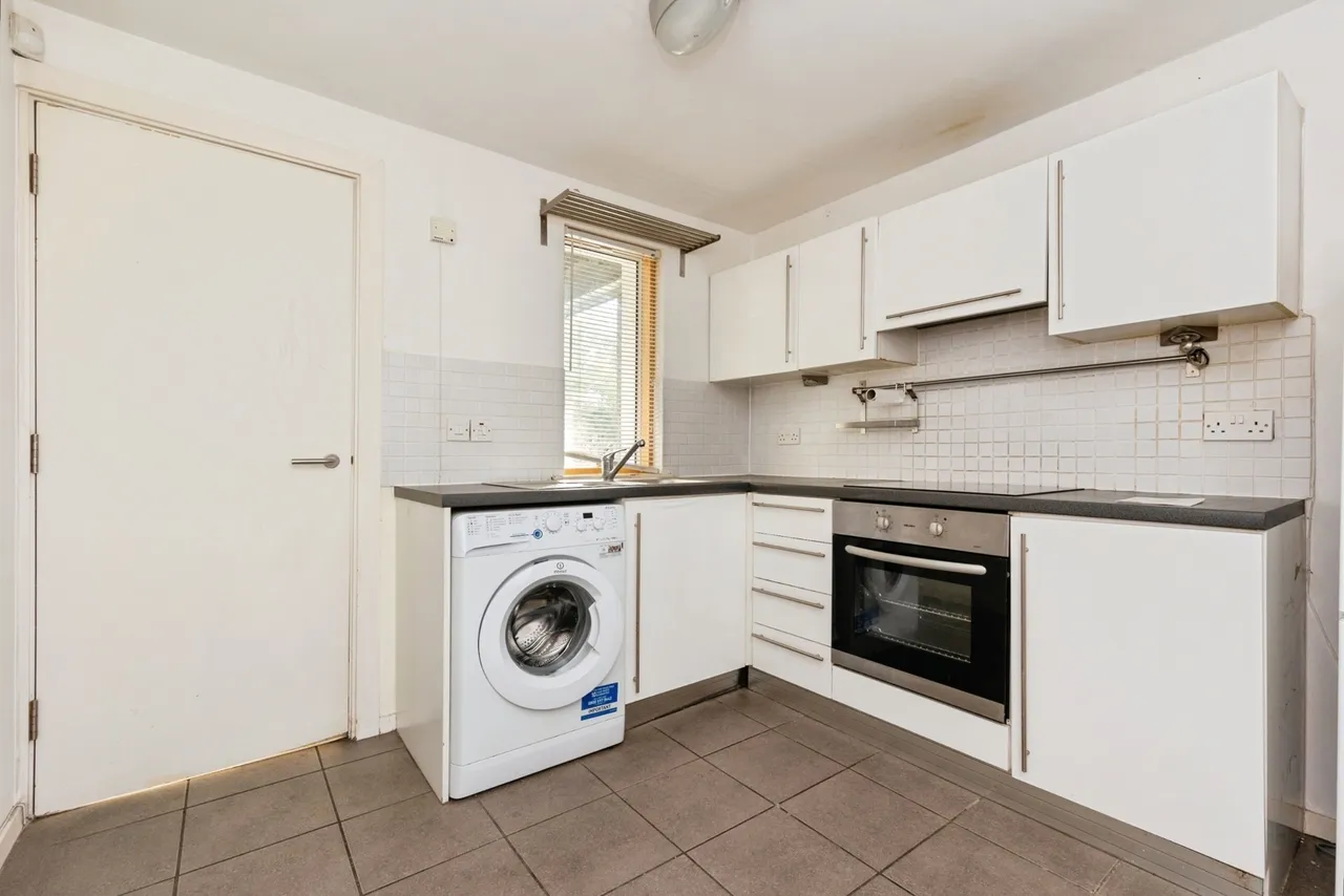 Chorlton Park Flats, 417 Barlow Moor Road, Chorlton, Manchester, M21, photo 5