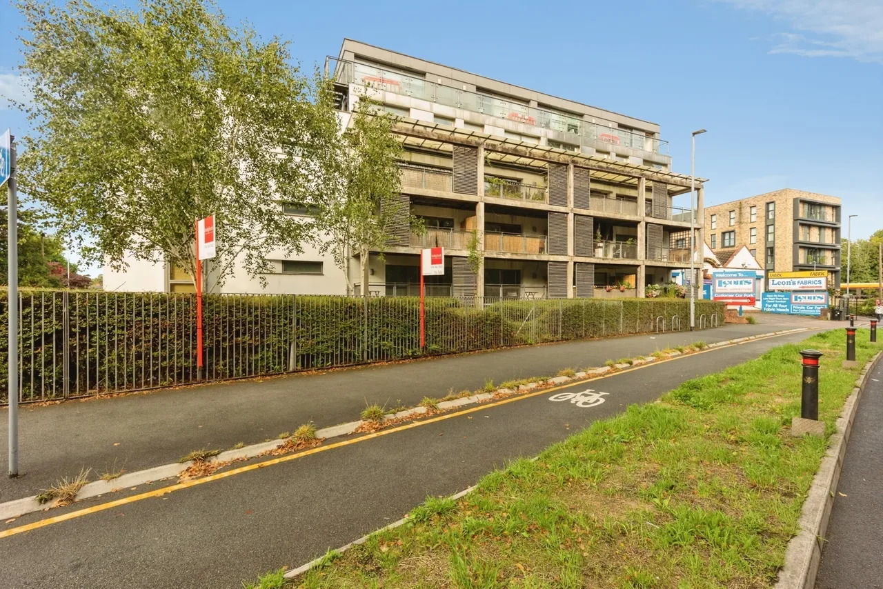2 bed flat for sale — Chorlton Park Flats, 417 Barlow Moor Road, Chorlton, Manchester, M21