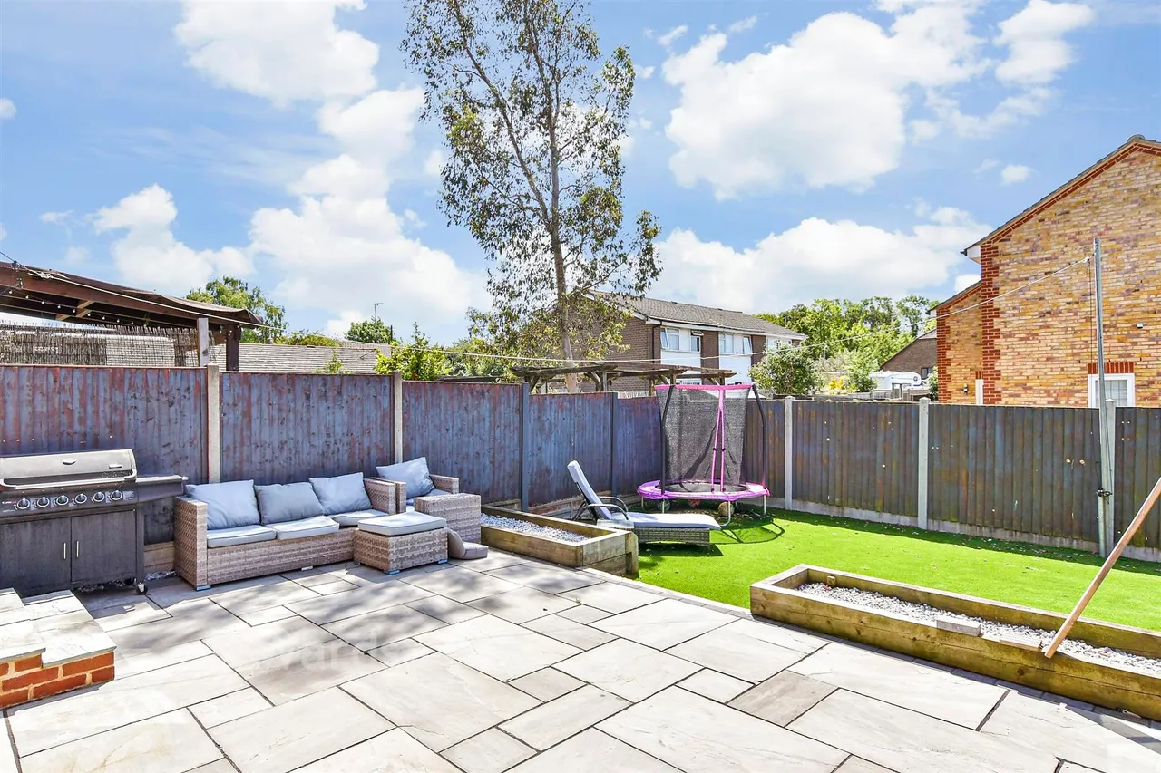 Bramley Way, Eastchurch, ME12, photo 11