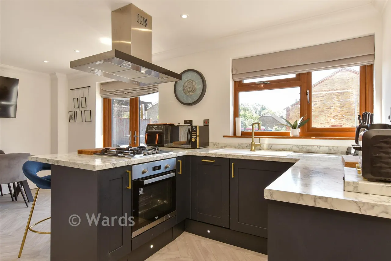 Bramley Way, Eastchurch, ME12, photo 2