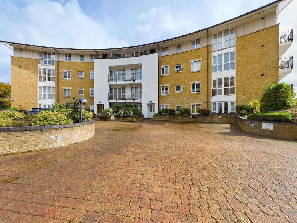 Thomas More Street, London, E1W, photo 19