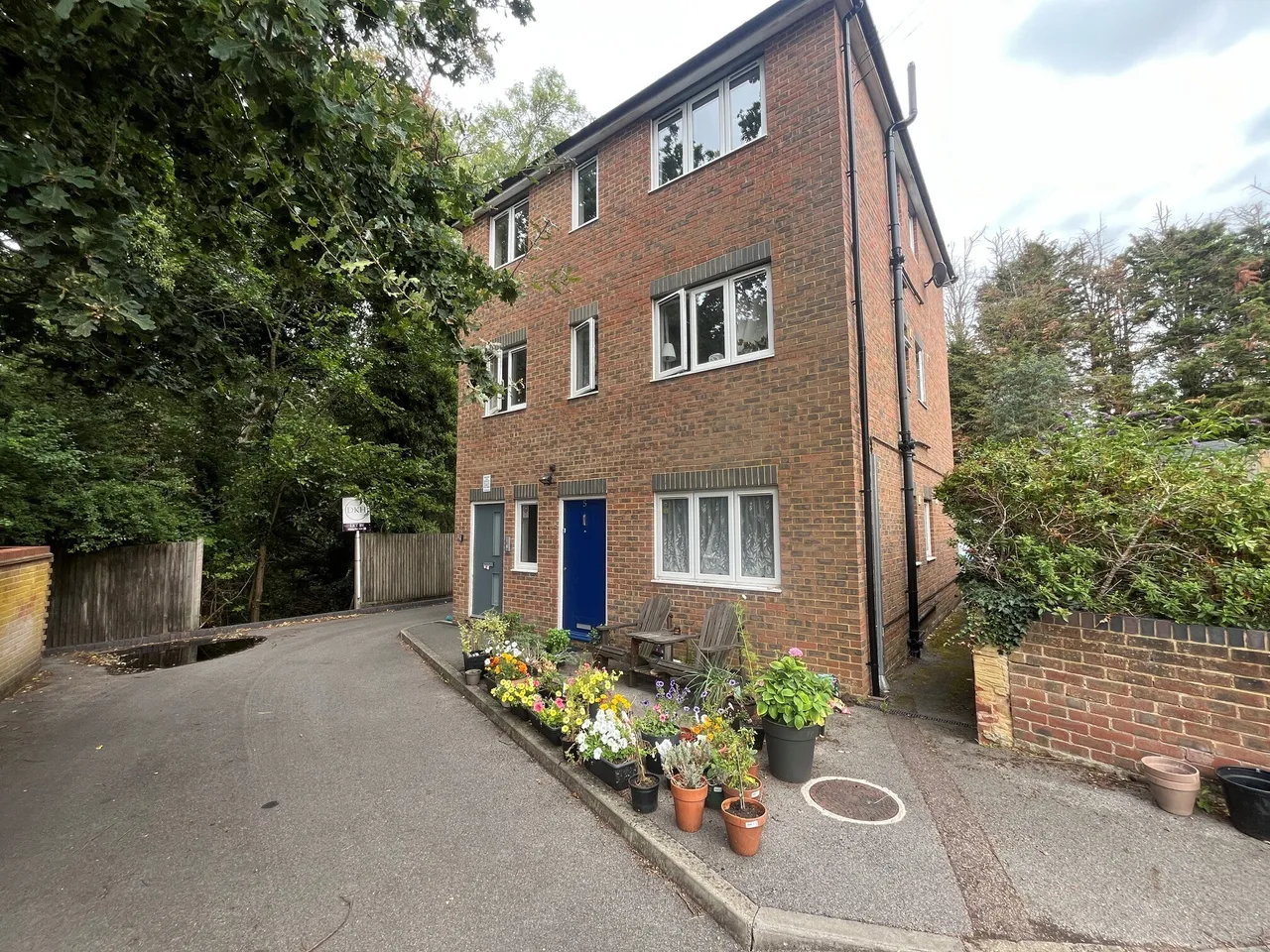 2 bed flat for sale — Romilly Drive, Watford