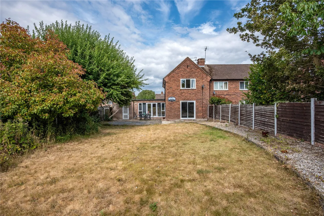 Salwarpe Road, Bromsgrove, Worcestershire, B60 3HP, photo 16