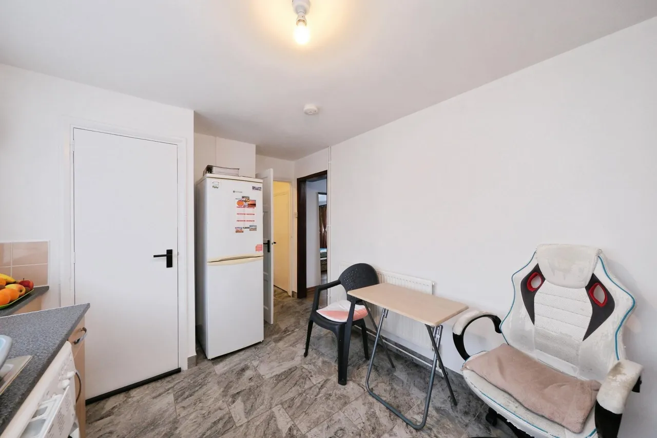 Bramley Walk, Mansfield, NG19, photo 4