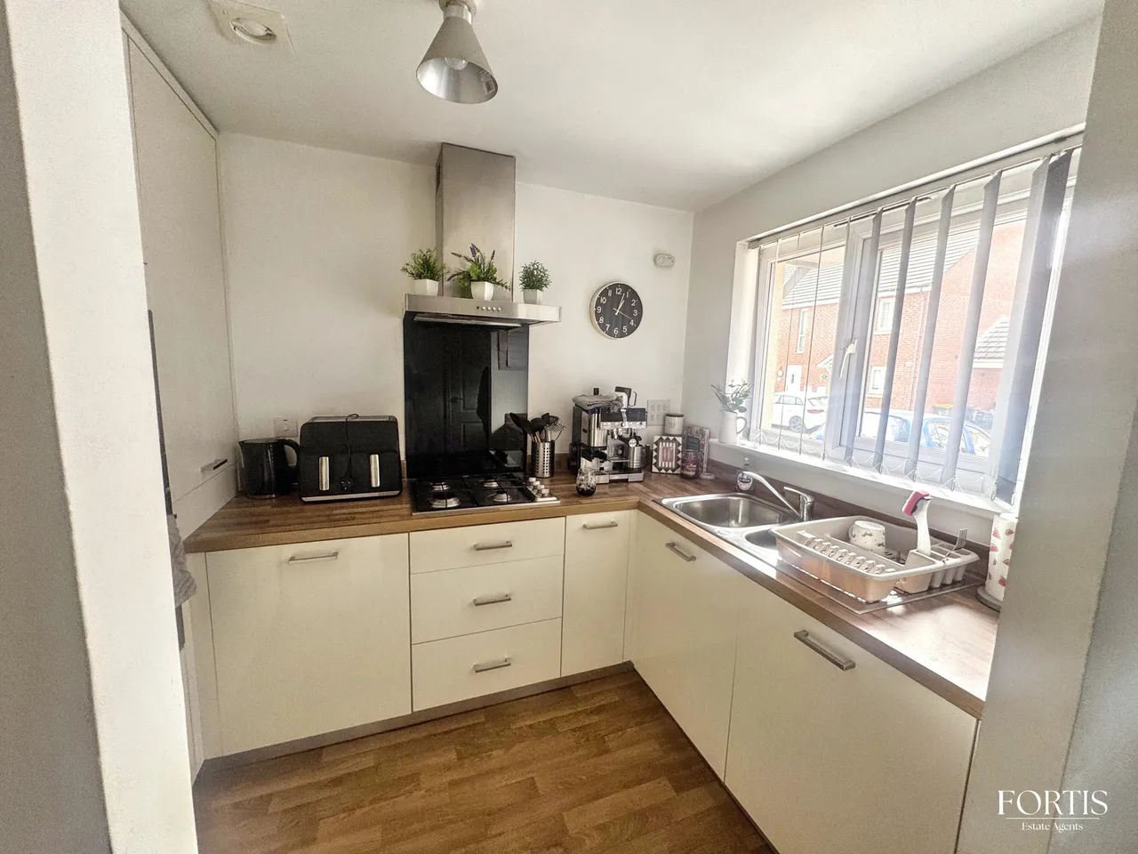 Alicia Way, Newport, NP20, photo 5