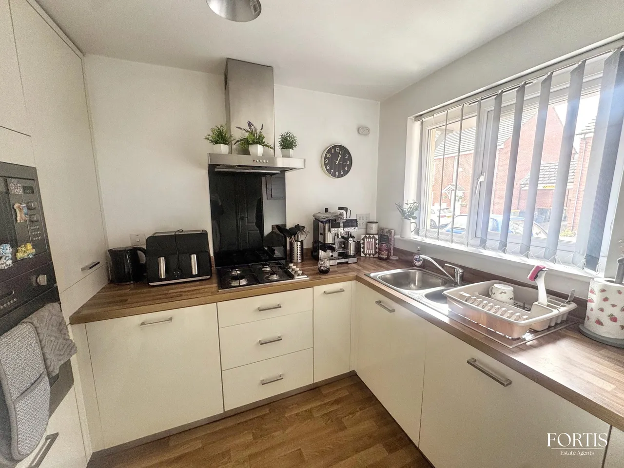 Alicia Way, Newport, NP20, photo 6