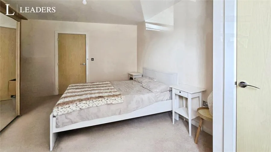 Basin Road, Worcester, WR5, photo 12