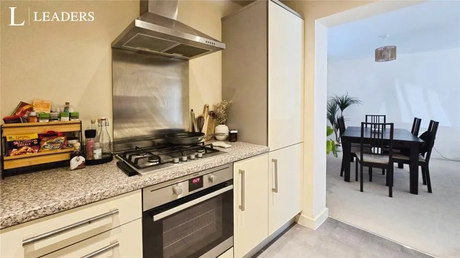 Basin Road, Worcester, WR5, photo 5