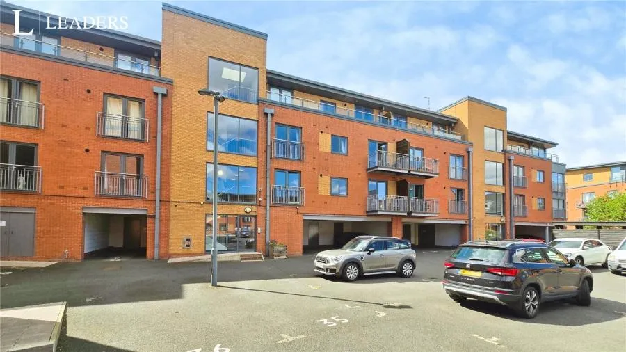 Basin Road, Worcester, WR5, photo 9