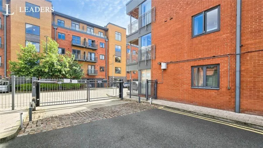 Basin Road, Worcester, WR5, photo 13