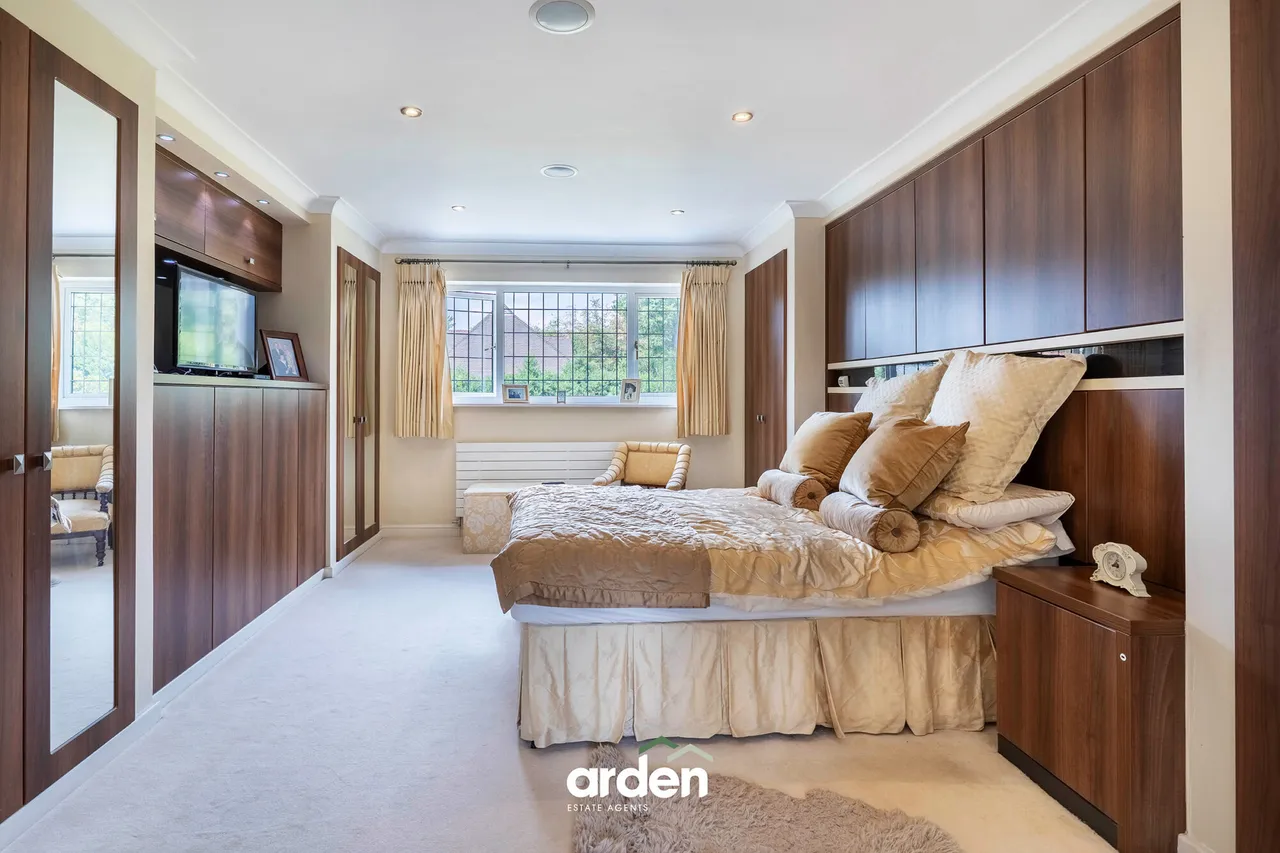 Gorsemeadow Drive, Barnt Green, B45, photo 8