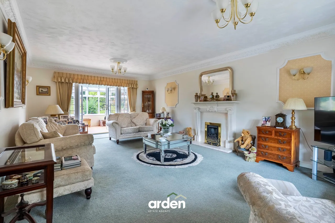 Gorsemeadow Drive, Barnt Green, B45, photo 3