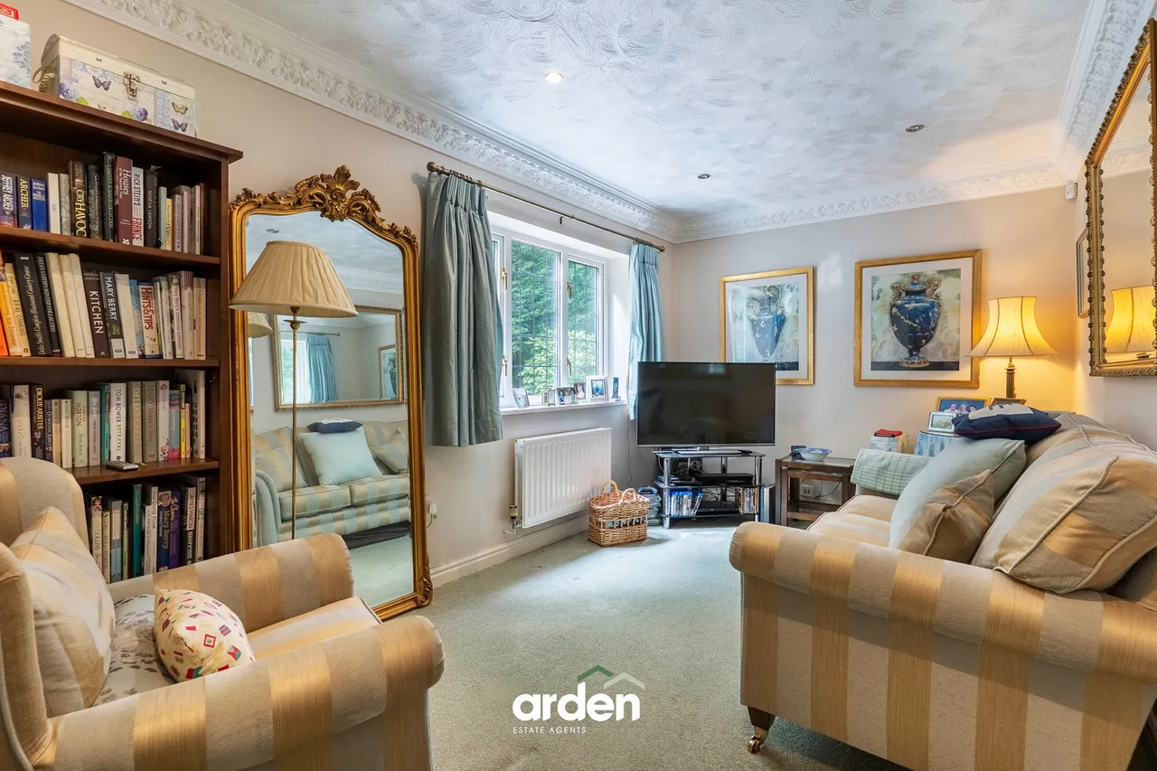 Gorsemeadow Drive, Barnt Green, B45, photo 5