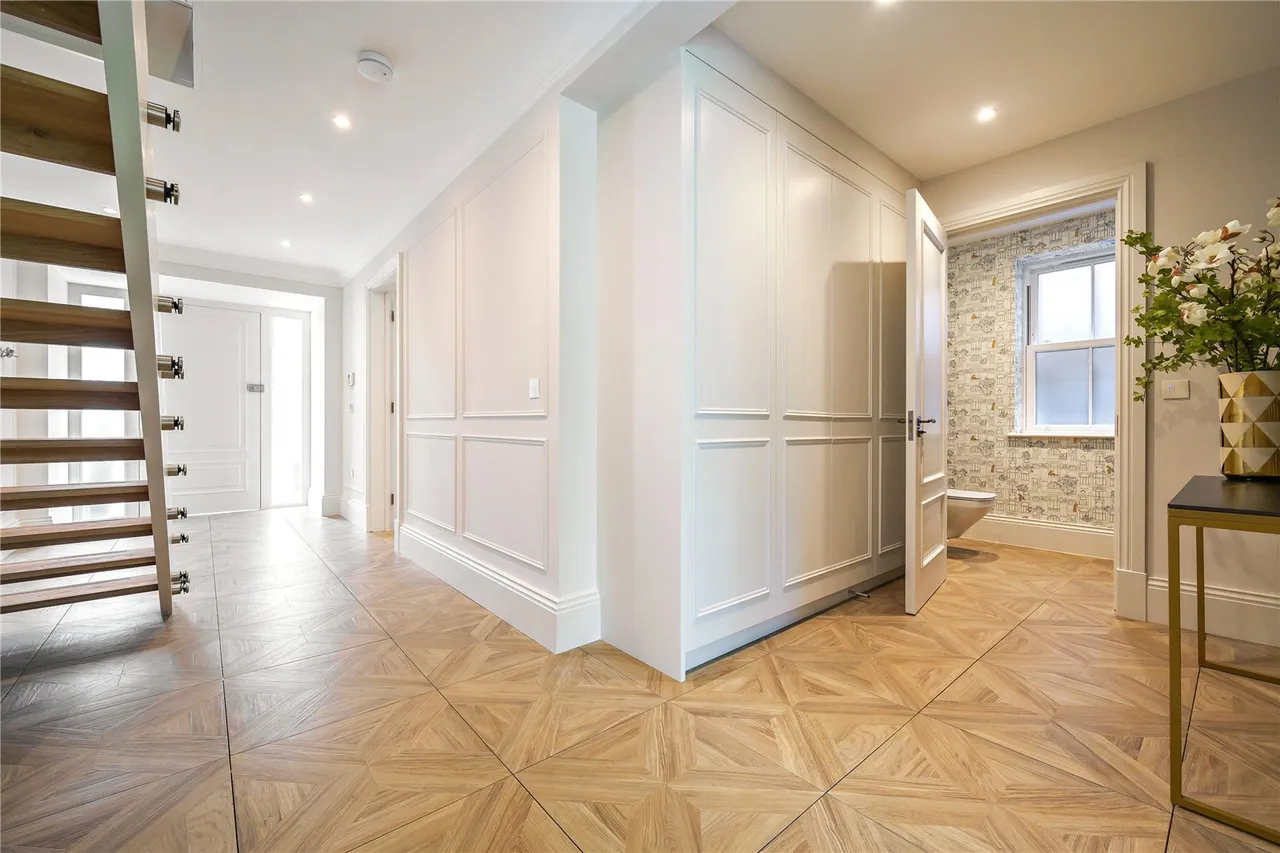 Knightsbridge Close, Barnet Road, Arkley, Hertfordshire, EN5 3DE, photo 5