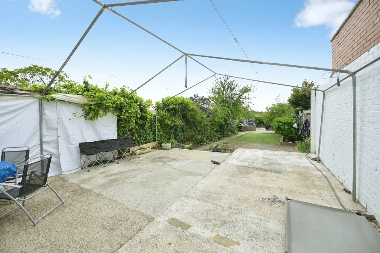 Collier Row Lane, Romford, RM5, photo 12