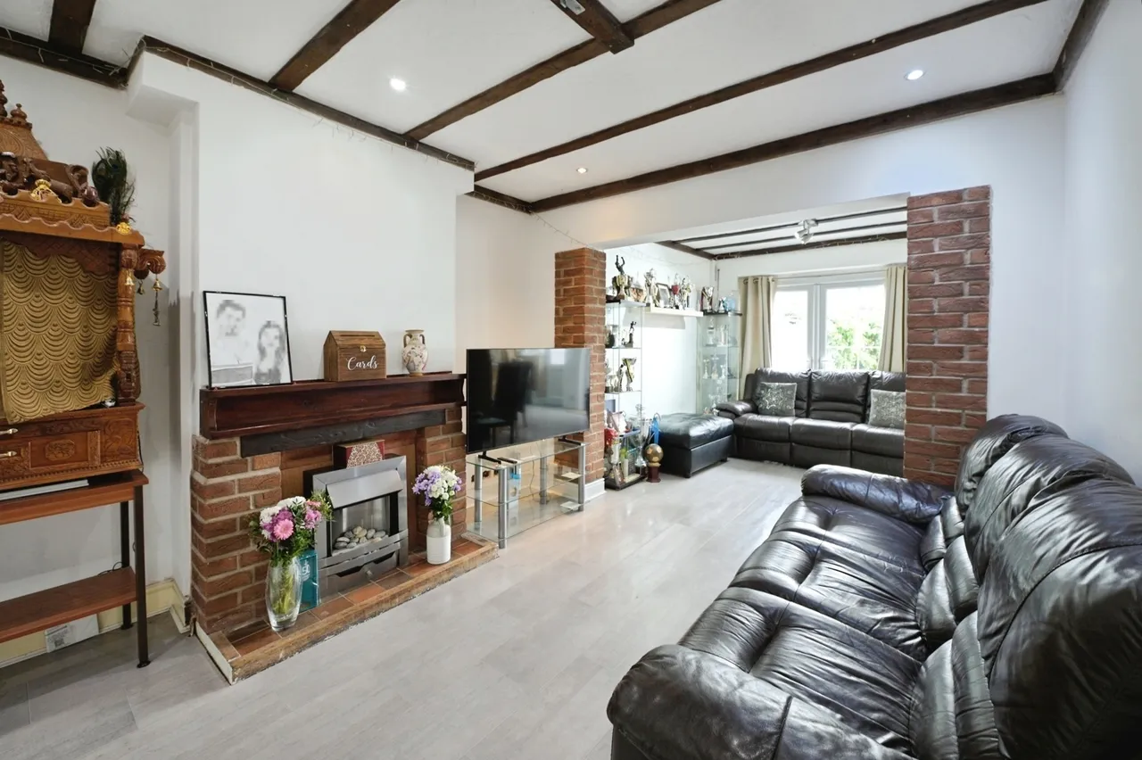Collier Row Lane, Romford, RM5, photo 3