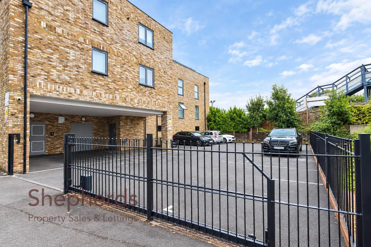 Windmill Lane, Cheshunt, EN8, photo 12