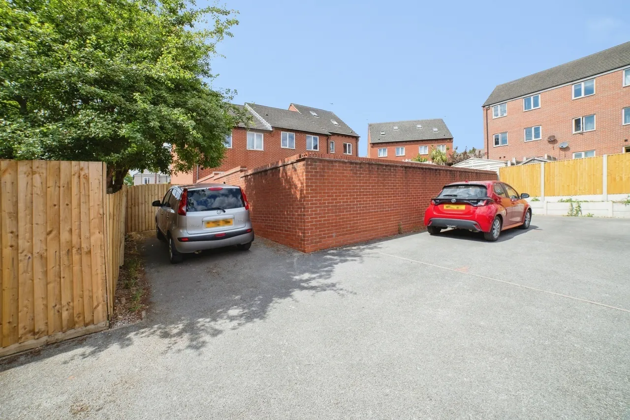 Phoenix Rise, Pleasley, NG19, photo 17