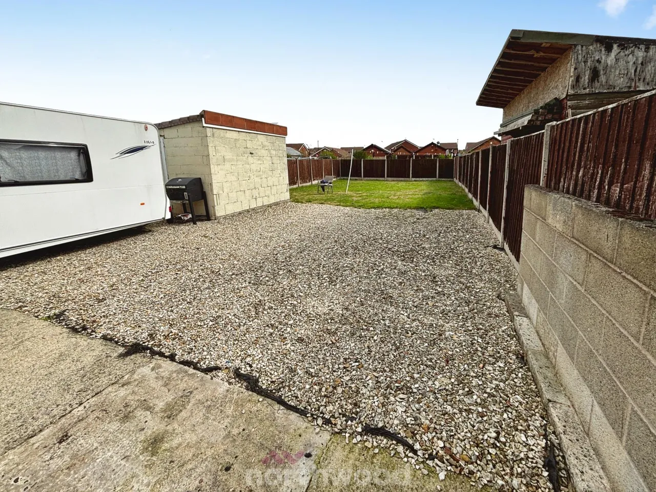 Broadway, Dunscroft, DN7, photo 11