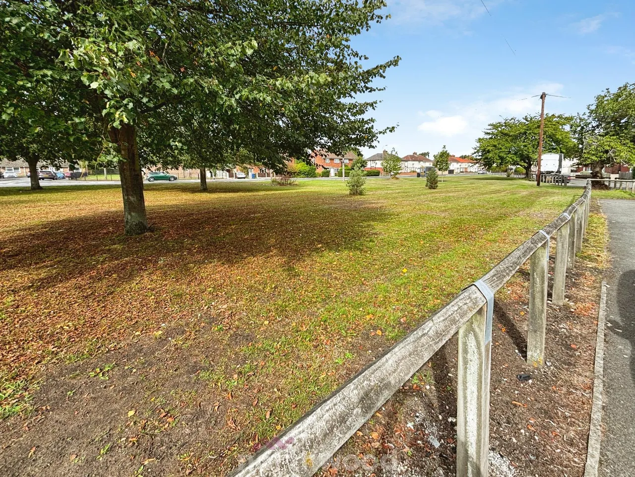 Broadway, Dunscroft, DN7, photo 13