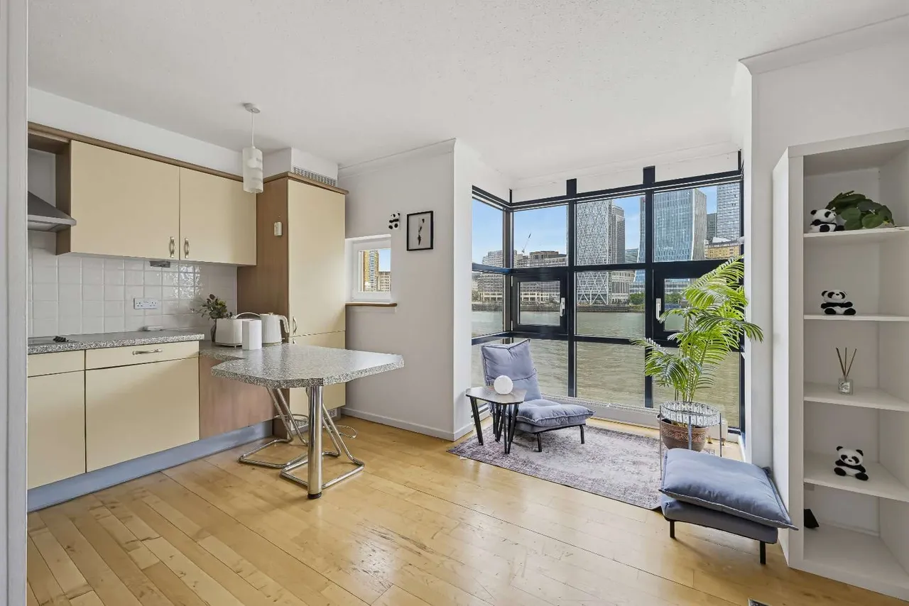 Rotherhithe Street, London, SE16, photo 2