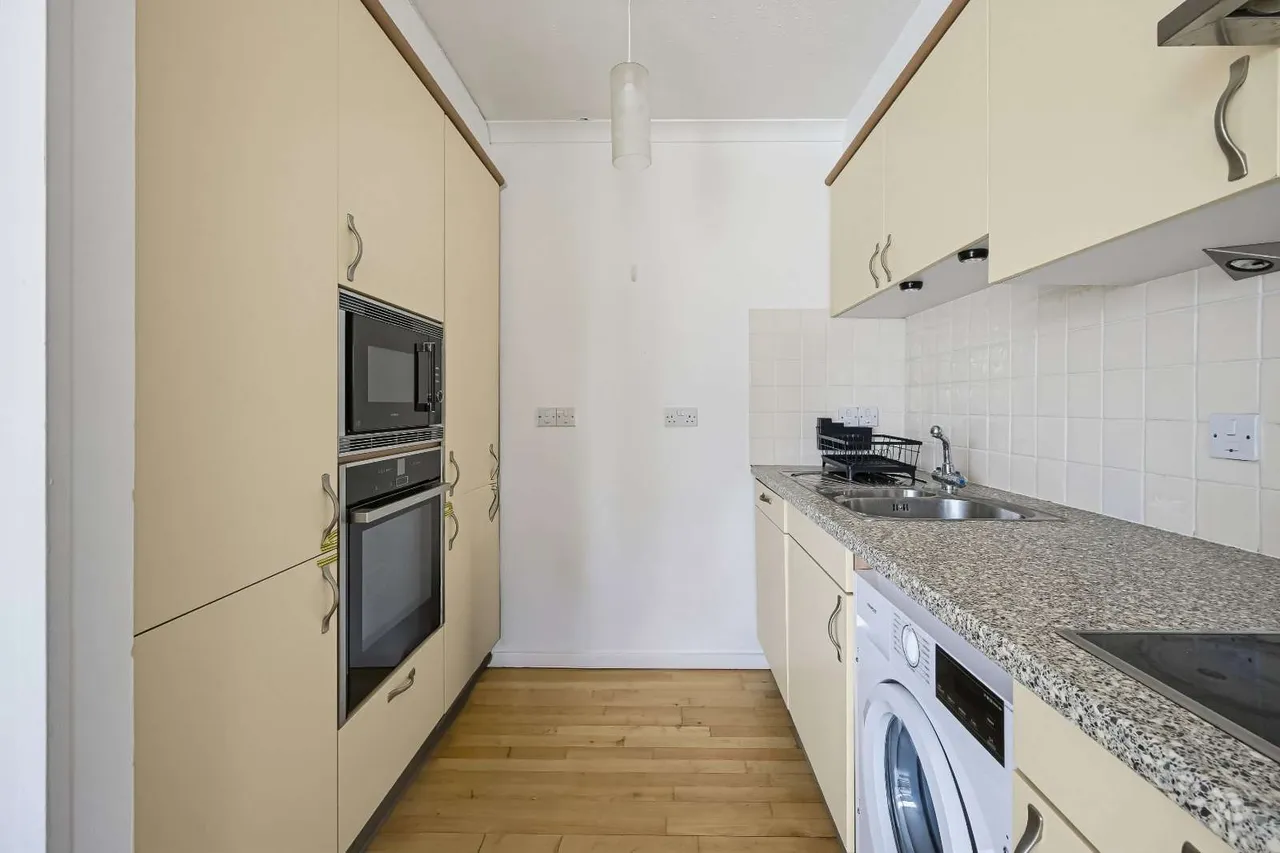 Rotherhithe Street, London, SE16, photo 3