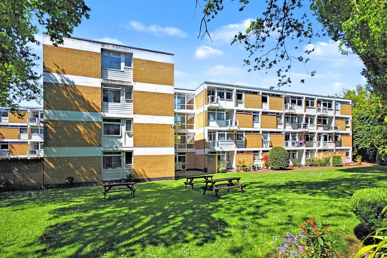 Park View Court, Woking, GU22, photo 12