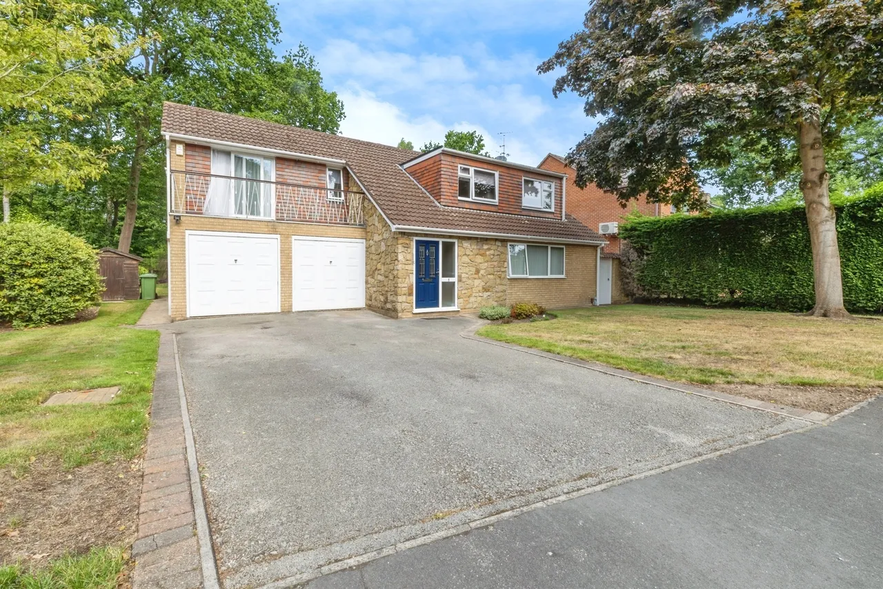 5 bed house for sale — Finningley Road, LINCOLN