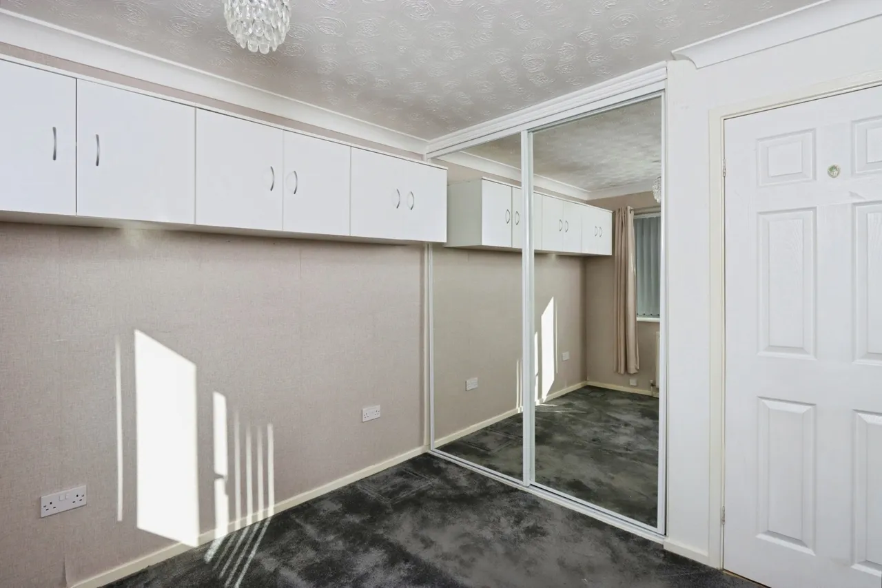 Valley Road, Hackenthorpe, Sheffield, South Yorkshire, S12, photo 12