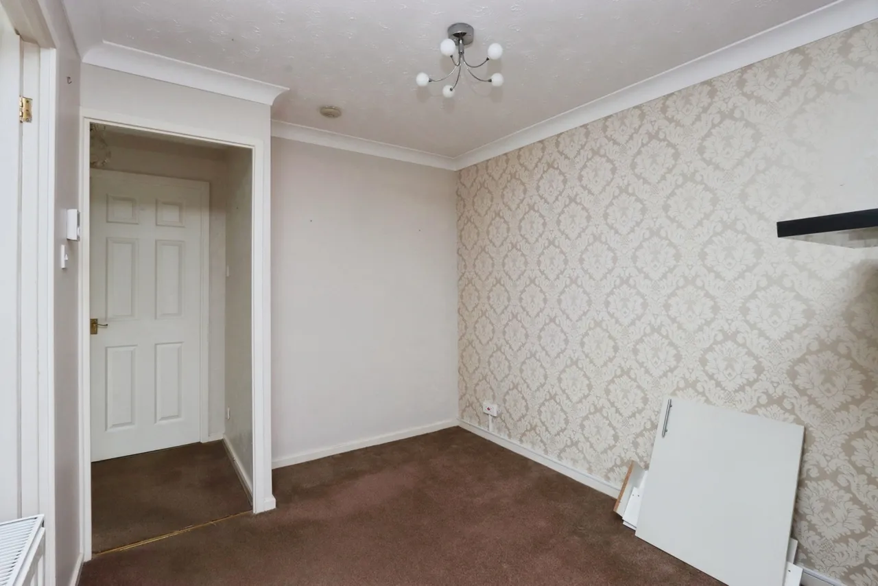 Valley Road, Hackenthorpe, Sheffield, South Yorkshire, S12, photo 13