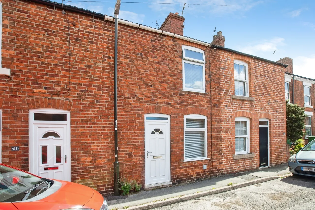 2 bed house for sale, Wall Street, Ripley, DE5