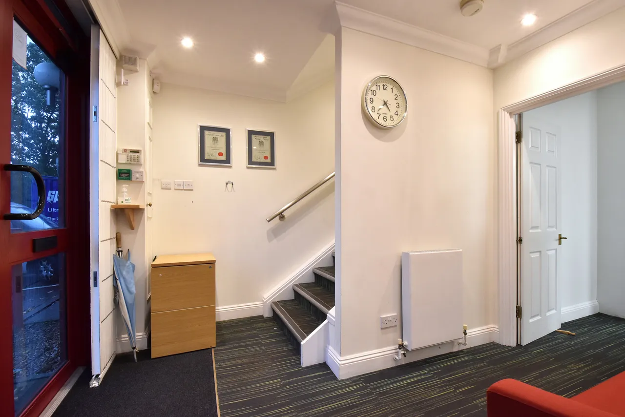 Metro Business Centre, Kangley Bridge Road, SE26, photo 4