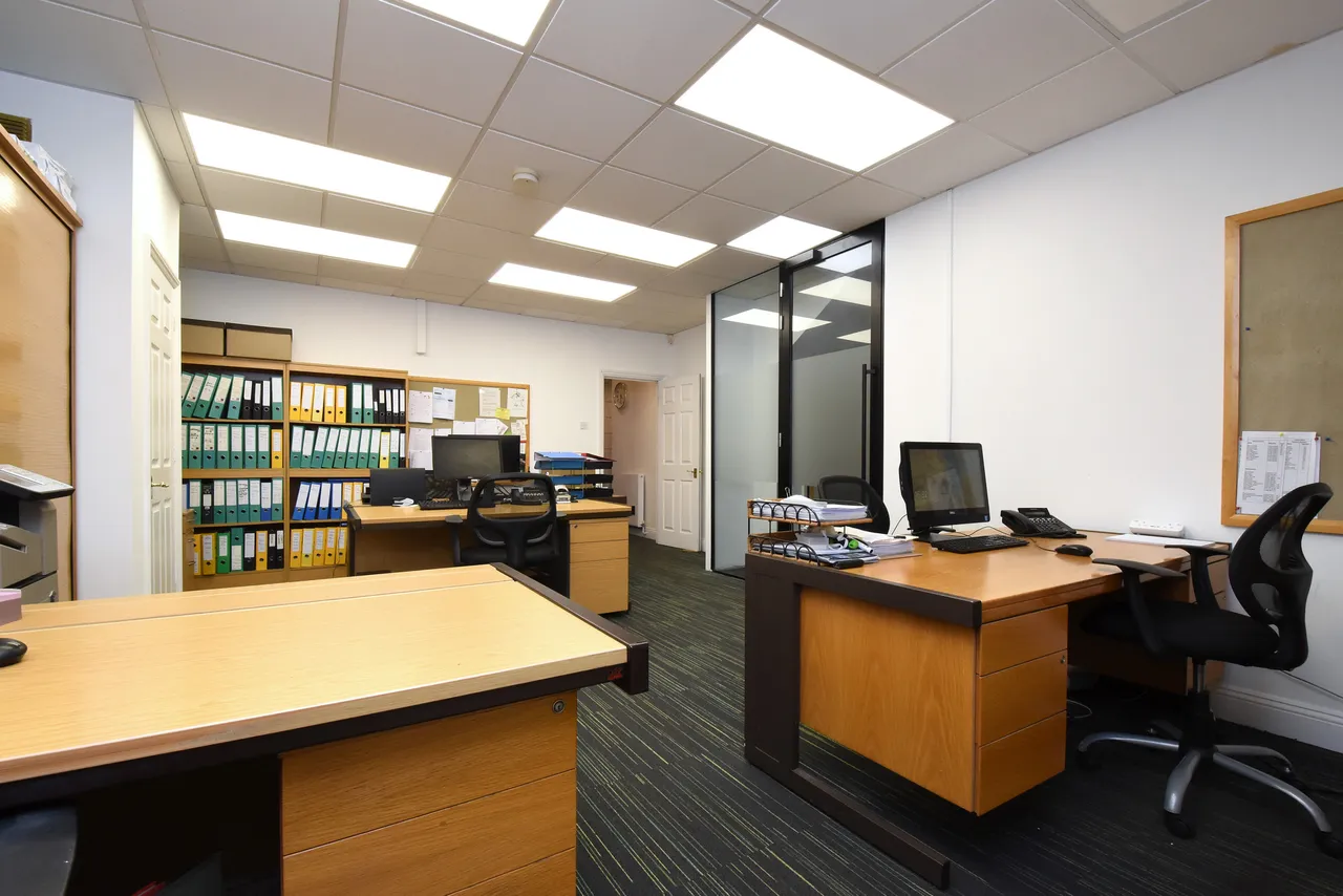Metro Business Centre, Kangley Bridge Road, SE26, photo 8