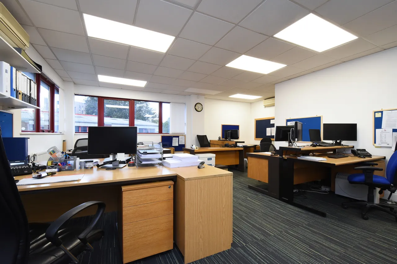 Metro Business Centre, Kangley Bridge Road, SE26, photo 7