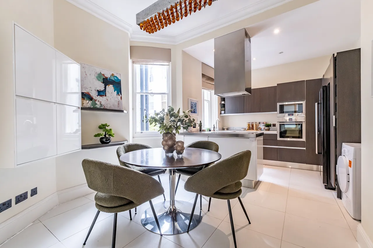 Campden Hill Court, Campden Hill Road..., photo 8
