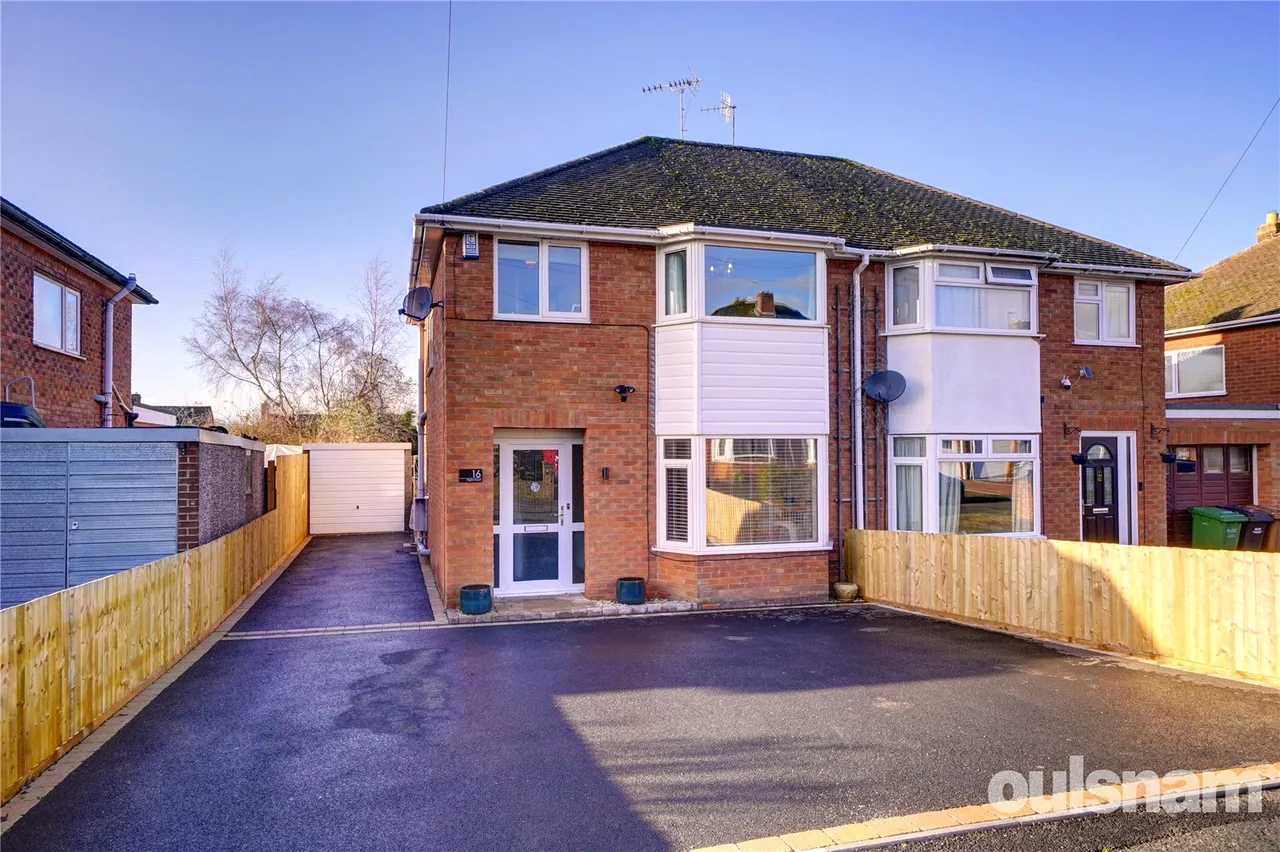 3 bed house for sale — Pilgrim Road, Droitwich, Worcestershire, WR9 8QA