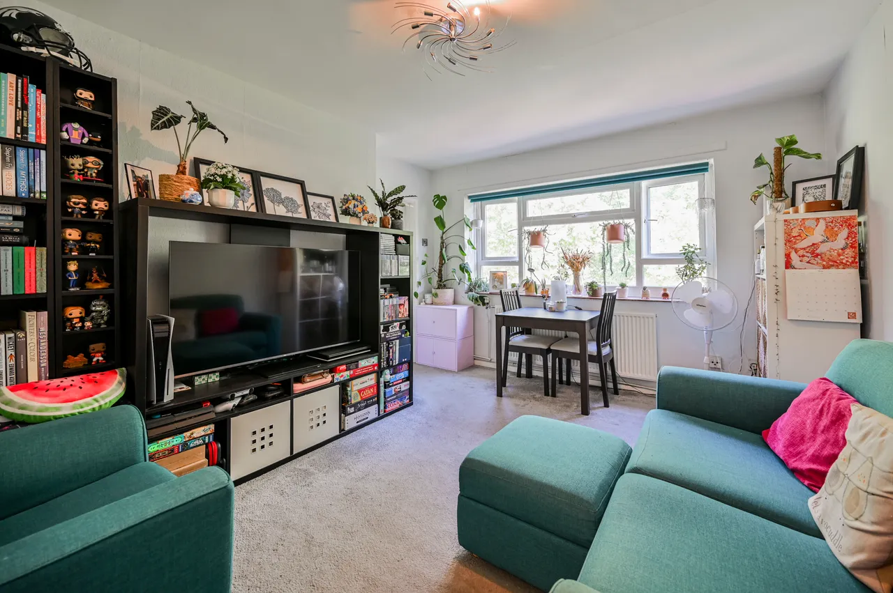 95 Forest View Road, London, photo 6