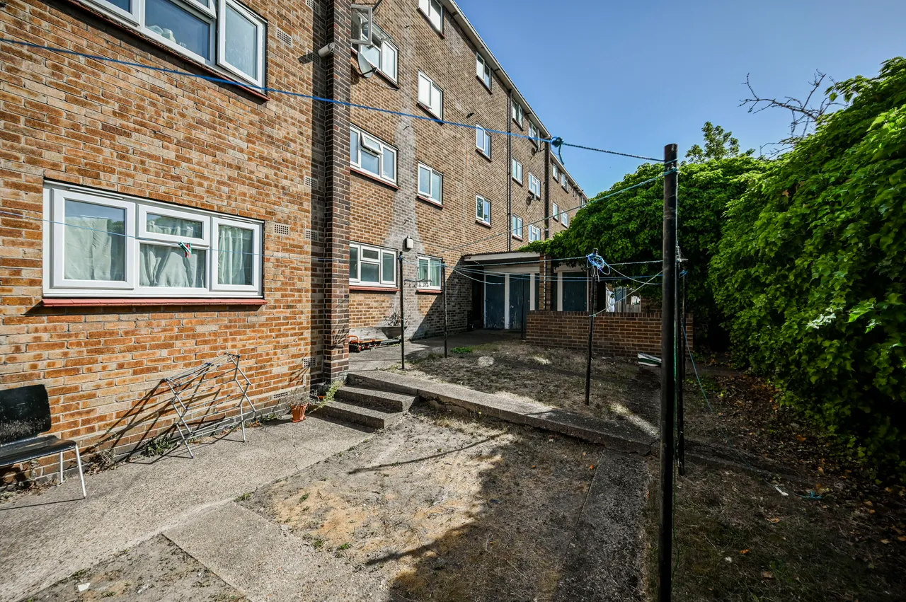 95 Forest View Road, London, photo 9