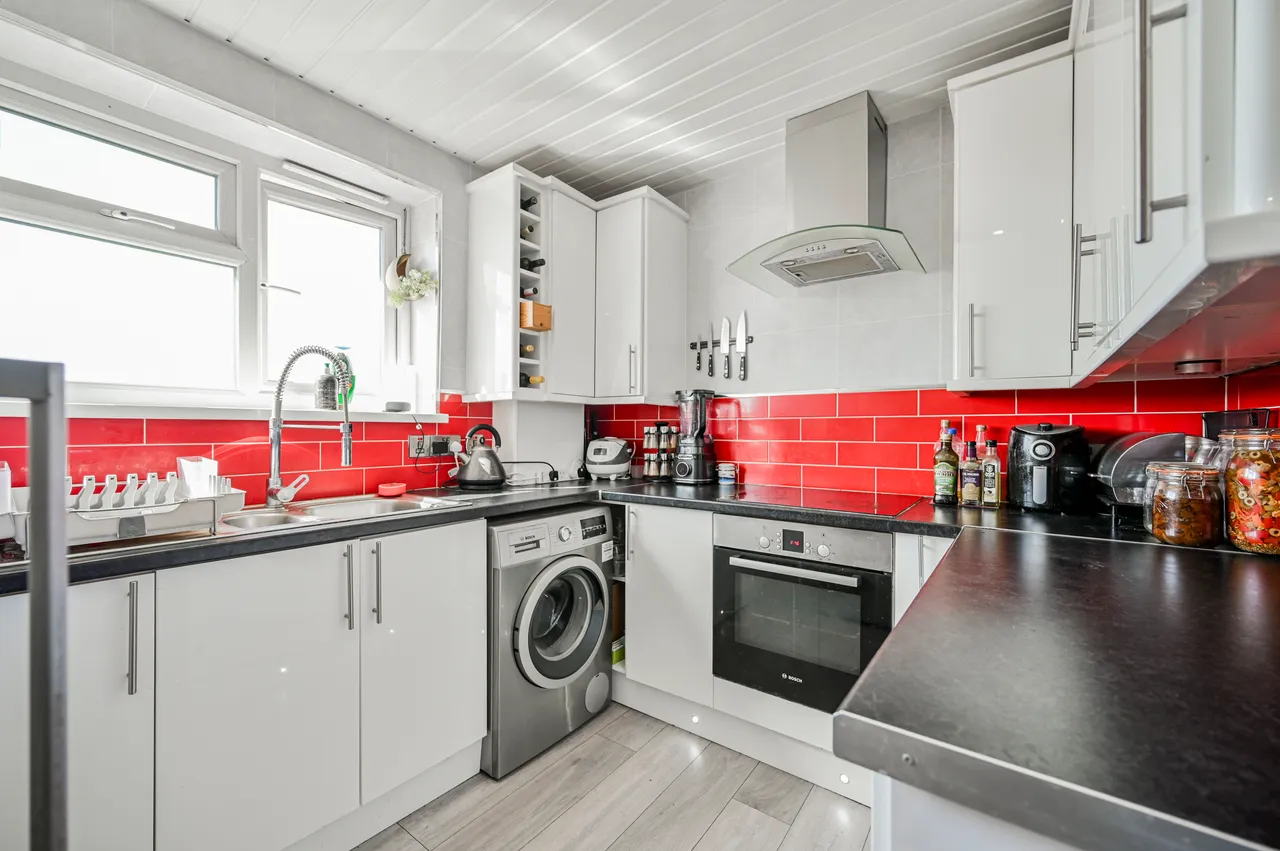 95 Forest View Road, London, photo 5