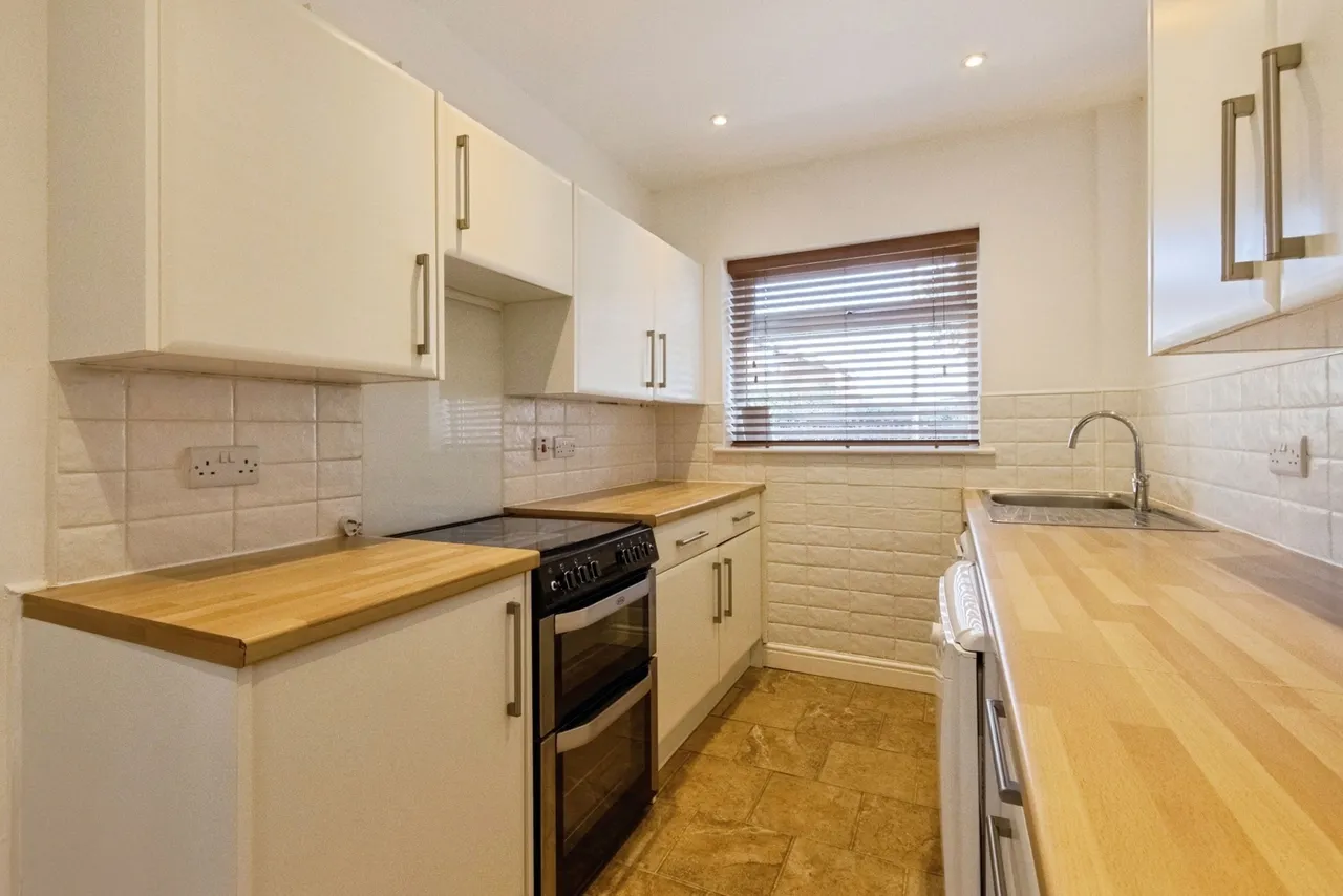 Haldane Crescent, Wakefield, West Yorkshire, WF1, photo 7