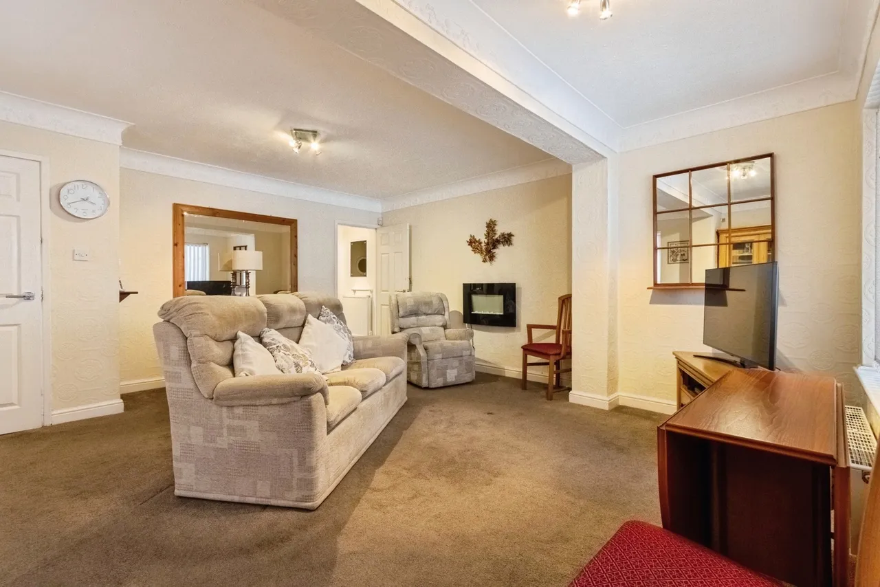 Haldane Crescent, Wakefield, West Yorkshire, WF1, photo 6