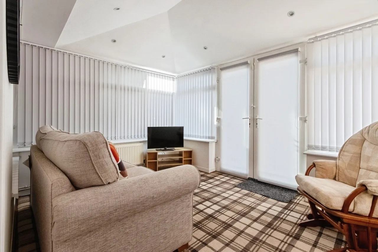 Haldane Crescent, Wakefield, West Yorkshire, WF1, photo 11