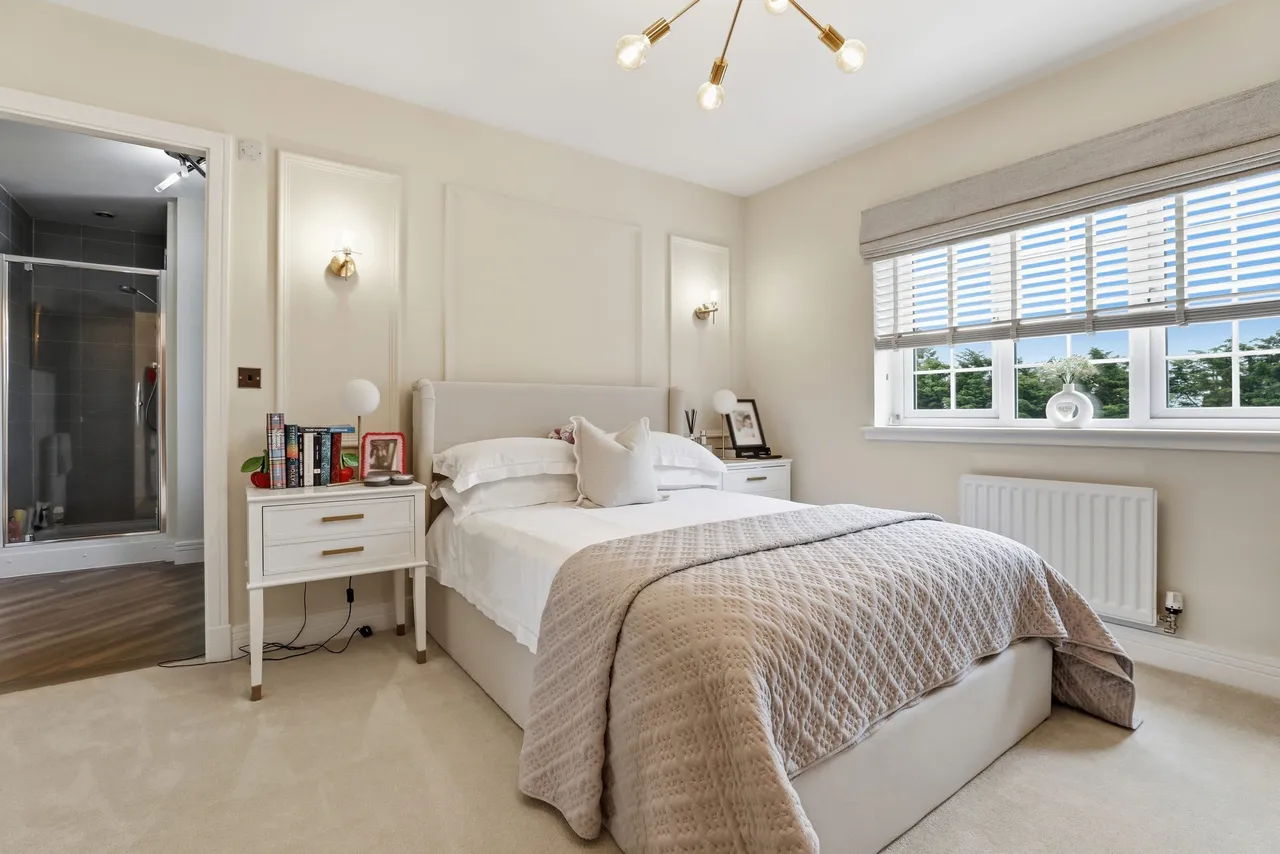 Ninian Crescent, Lenzie, G66, photo 33