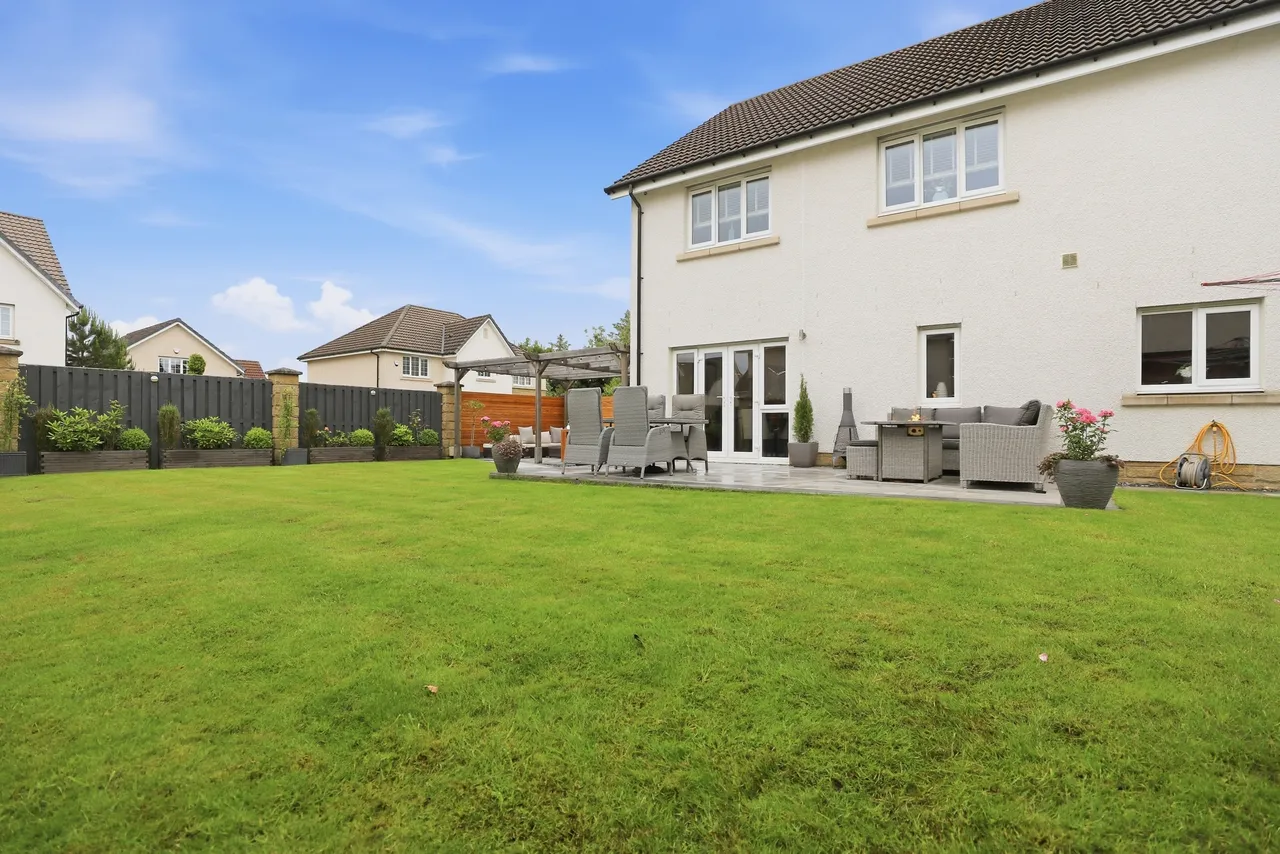 Ninian Crescent, Lenzie, G66, photo 46