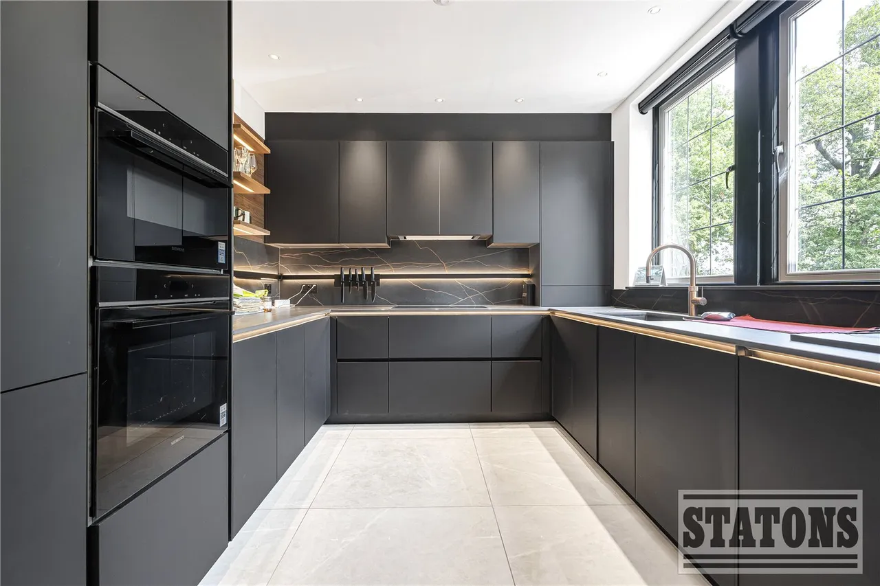 Cockfosters Road, Hadley Wood, EN4 0JT, photo 8