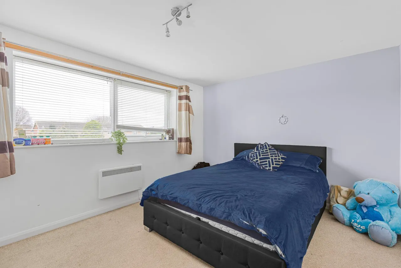 Alderman Close, Welham Green, AL9, photo 4