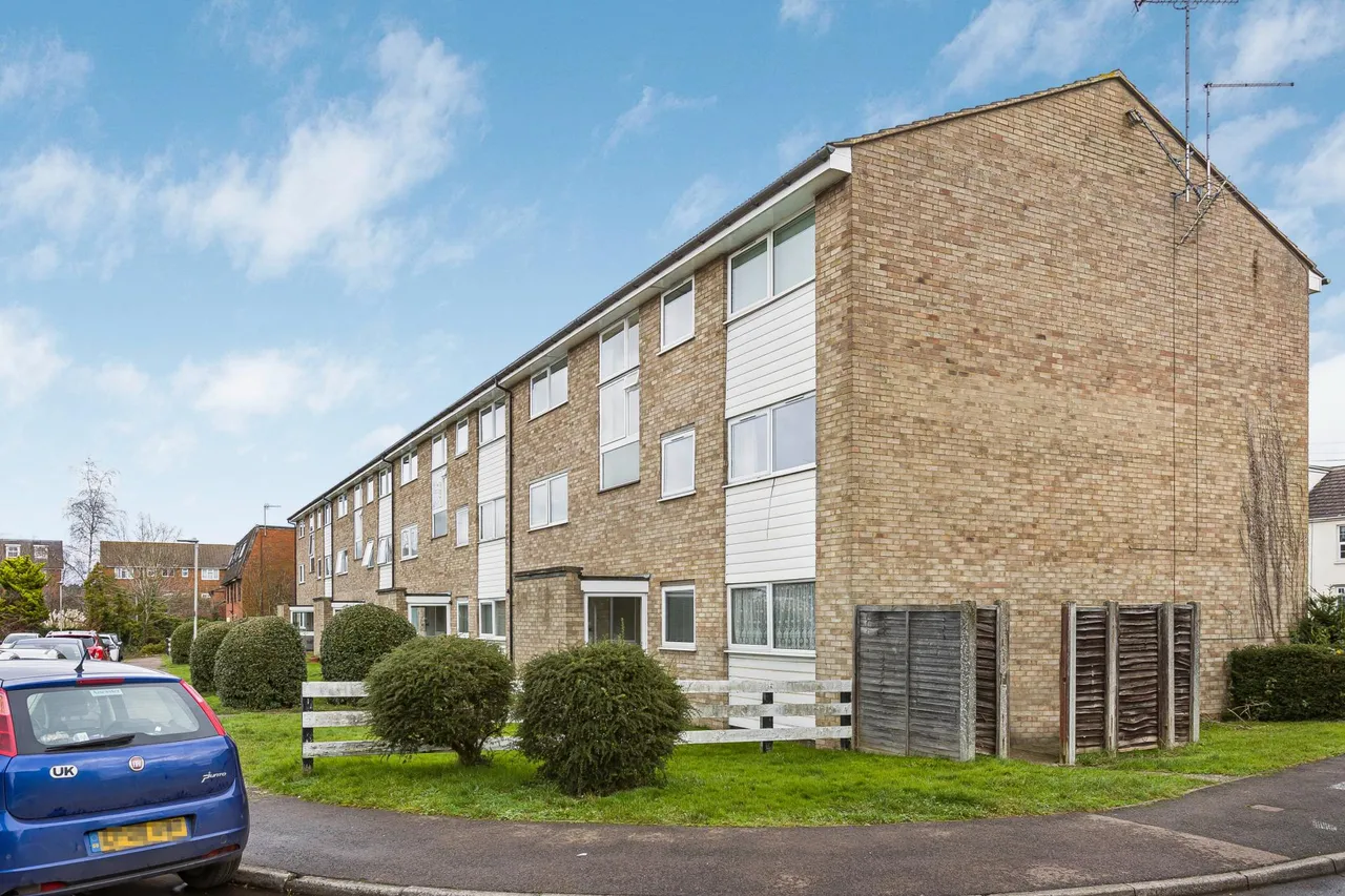 Alderman Close, Welham Green, AL9, photo 5